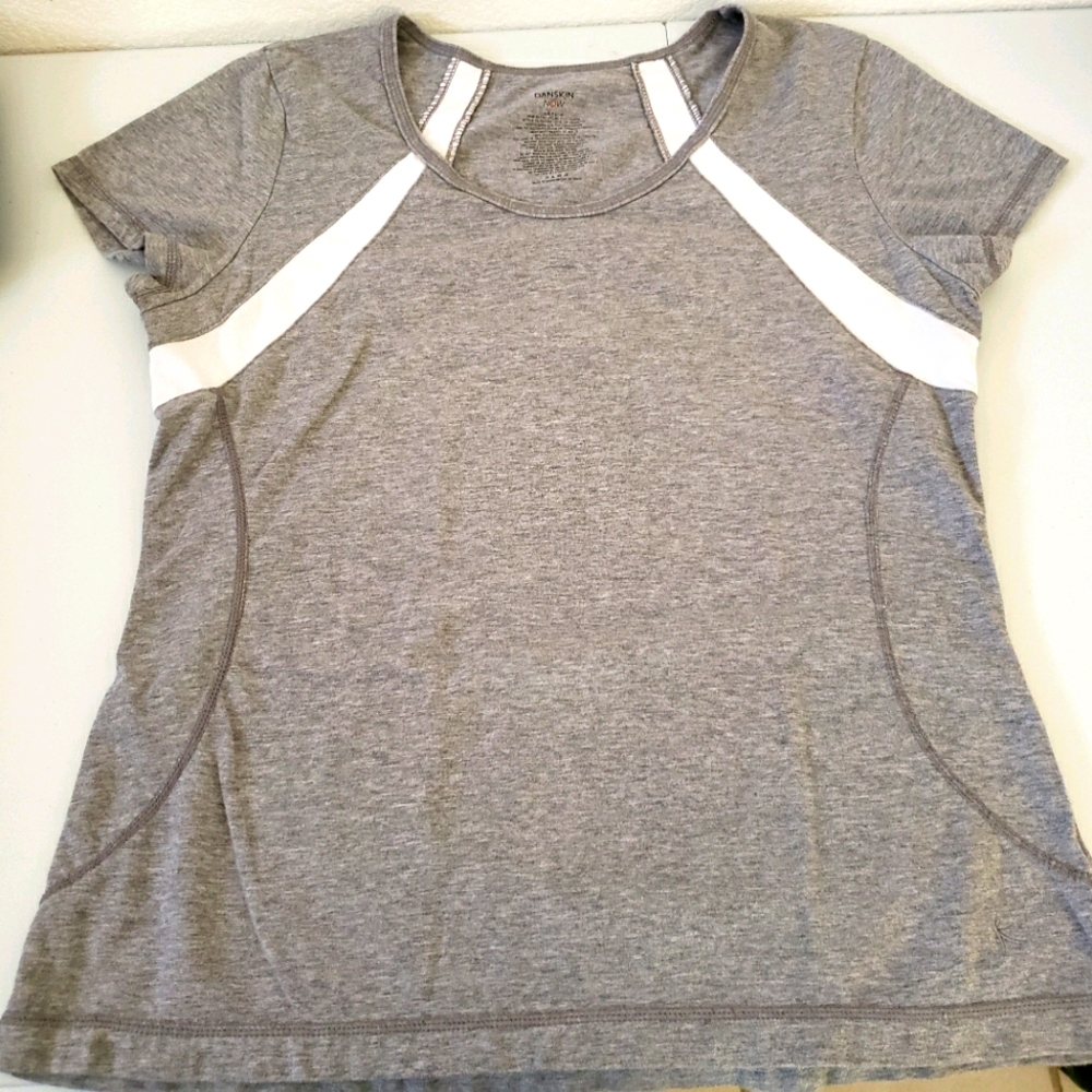** FINAL PRICE ** DANSKIN workout T-shirt